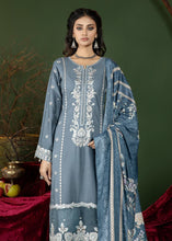 Laden Sie das Bild in den Galerie-Viewer, embroidered Kurta set
