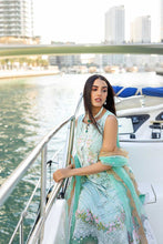 Laden Sie das Bild in den Galerie-Viewer, 3B LUXURY LAWN --Sobia Nazir
